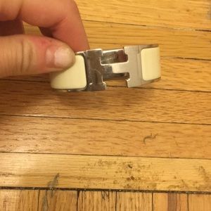 Hermès clic clac H enamel bracelet - White